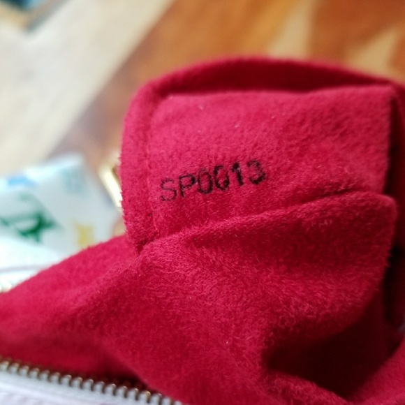 LOUIS VUITTON HAND CRAFTED PURSE AND WALLET - Picture 4 of 8